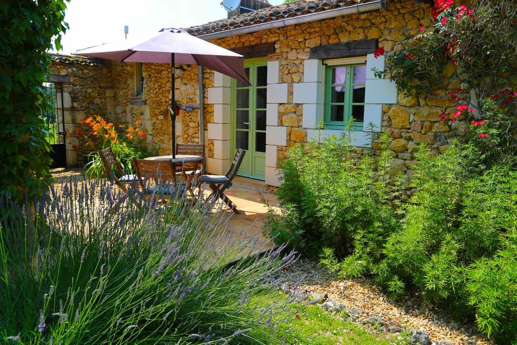 Gites Boutique Villamblard Exterior foto
